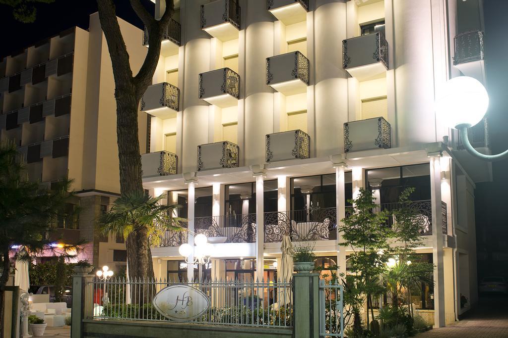 Hotel Baby B&B Морской Милан Экстерьер фото