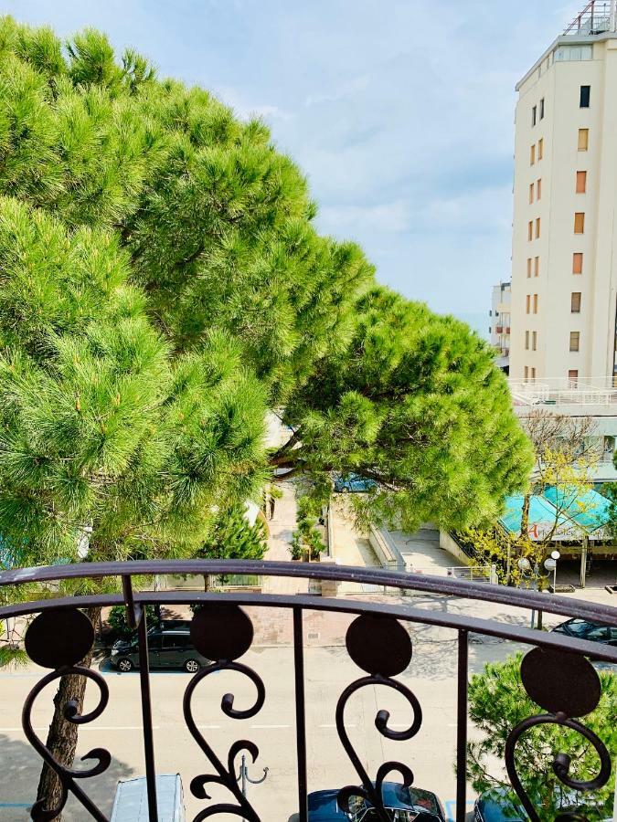 Hotel Baby B&B Морской Милан Экстерьер фото